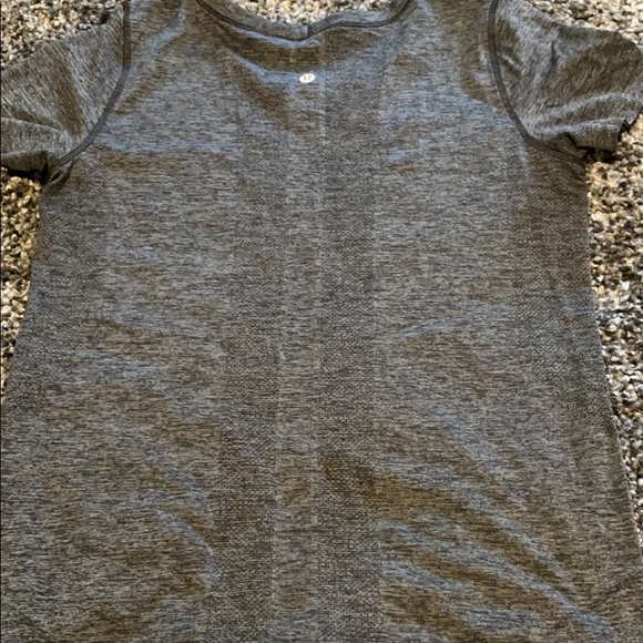 Lulu lemon - Picture 2 of 5